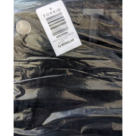 NWT Torrid Straight Classic Denim High-Rise Carpenter Jeans Size 16 Regular - Picture 6 of 6
